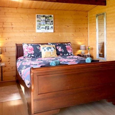 Country Bumpkin - Romantic Couples Stay In Oakhill Cabin Exteriör bild