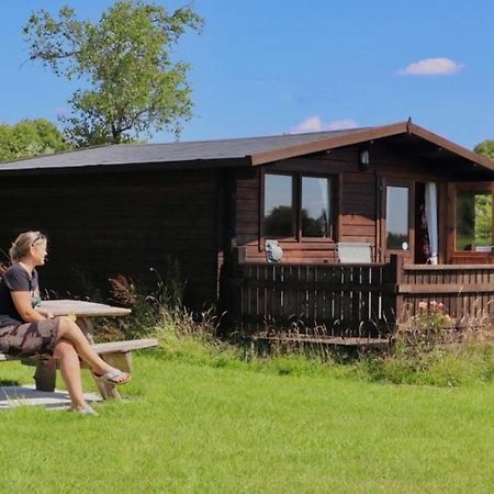 Country Bumpkin - Romantic Couples Stay In Oakhill Cabin Exteriör bild