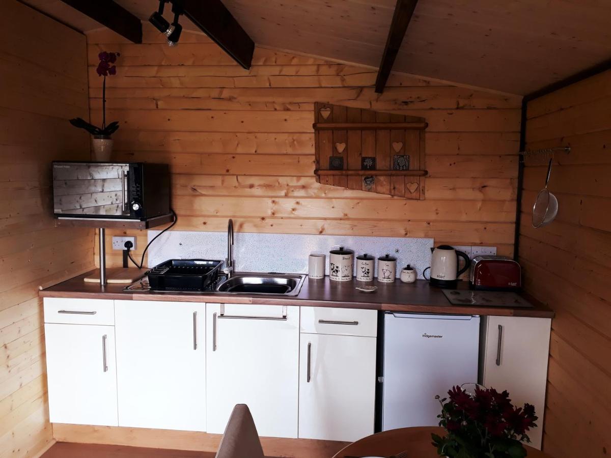 Country Bumpkin - Romantic Couples Stay In Oakhill Cabin Exteriör bild