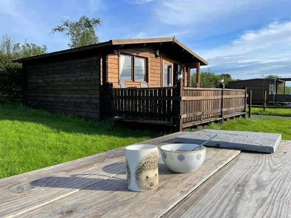 Country Bumpkin - Romantic Couples Stay In Oakhill Cabin Exteriör bild