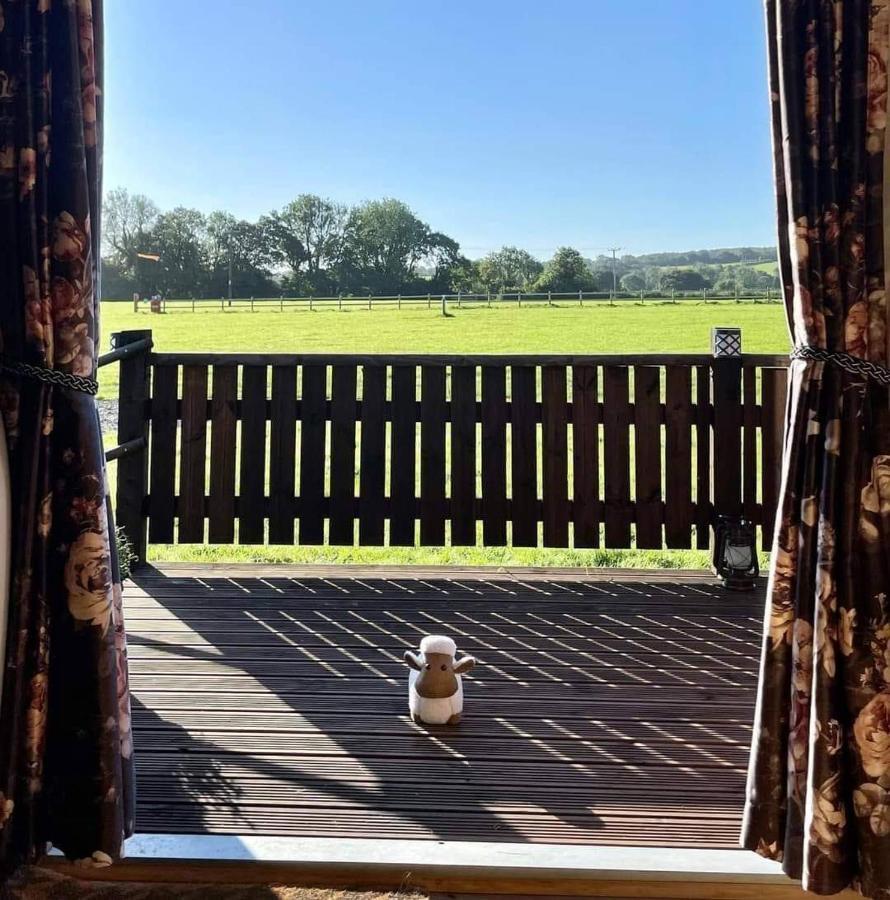 Country Bumpkin - Romantic Couples Stay In Oakhill Cabin Exteriör bild