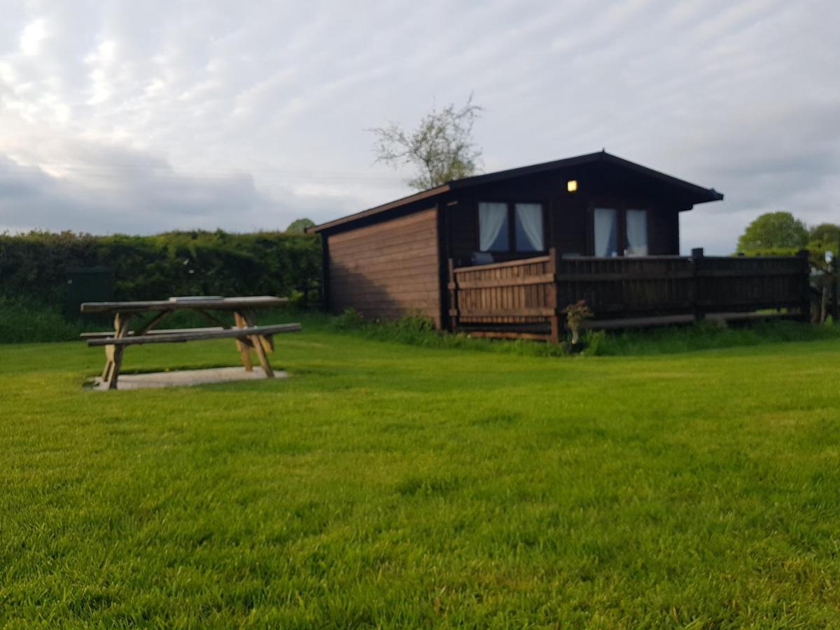 Country Bumpkin - Romantic Couples Stay In Oakhill Cabin Exteriör bild